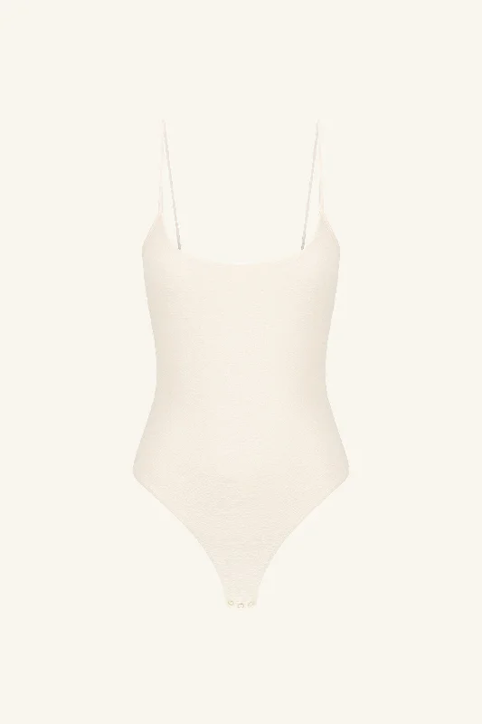 BEAU SCOOP NECK BODYSUIT - RICE