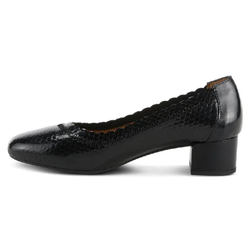 Spring Step Ahmeria Black Patent Leather Pump (Women's)