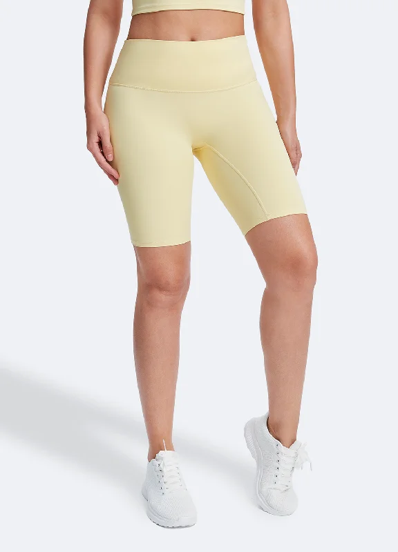 Pale Yellow / L