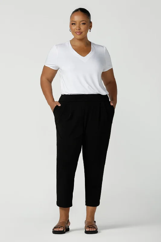 Tobie Pant in Black