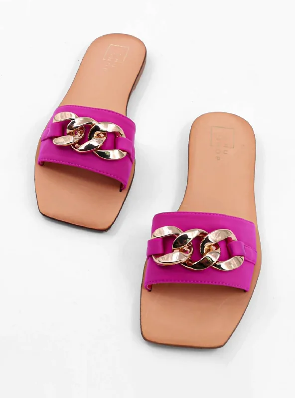 Dilia Flats In Fuchsia