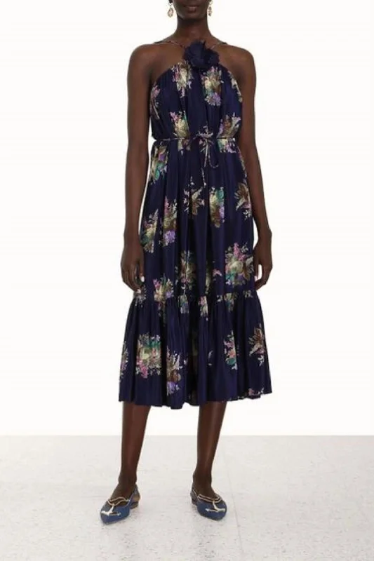 Best Offers of the Month!Best Offers of the Month!Halter Neck Midi Dress In Navy Bouquet Best Offers of the Month!Best Offers of the Month!Halter Neck Midi Dress In Navy Bouquet