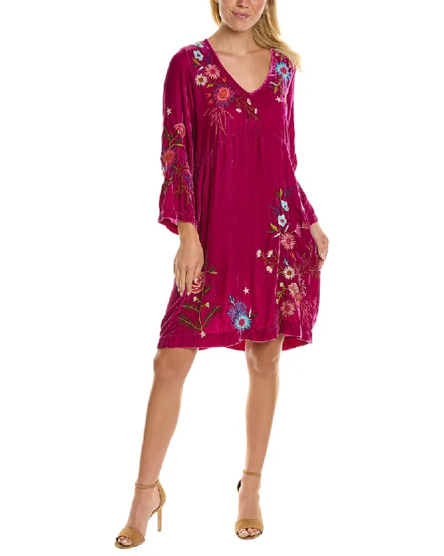 Mega Sale Happening Now!Mega Sale Happening Now!Johnny Was Ulla V-Neck Effortless Silk-Blend Midi Dress Mega Sale Happening Now!Mega Sale Happening Now!Johnny Was Ulla V-Neck Effortless Silk-Blend Midi Dress