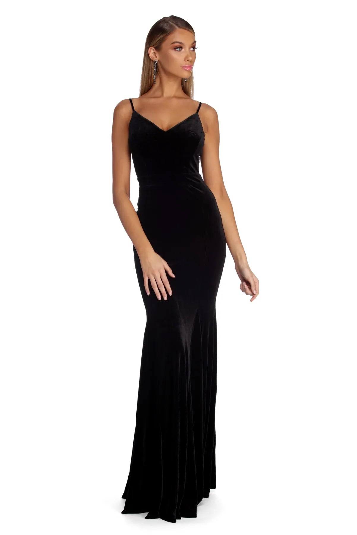 Huge Savings – Act Now!Huge Savings – Act Now!Lyanna Formal Velvet Mermaid Dress