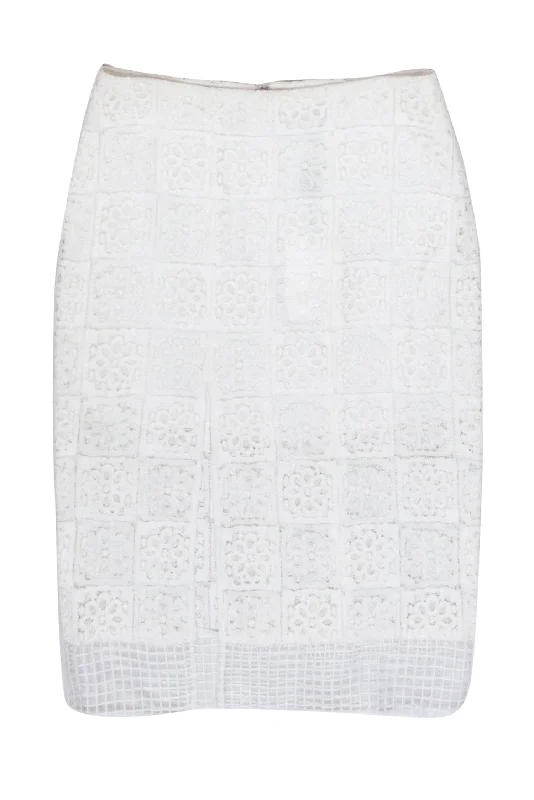 One Day Only – Huge Savings!One Day Only – Huge Savings!Alexie - White Lace Slit Front Skirt Sz M One Day Only – Huge Savings!One Day Only – Huge Savings!Alexie - White Lace Slit Front Skirt Sz M