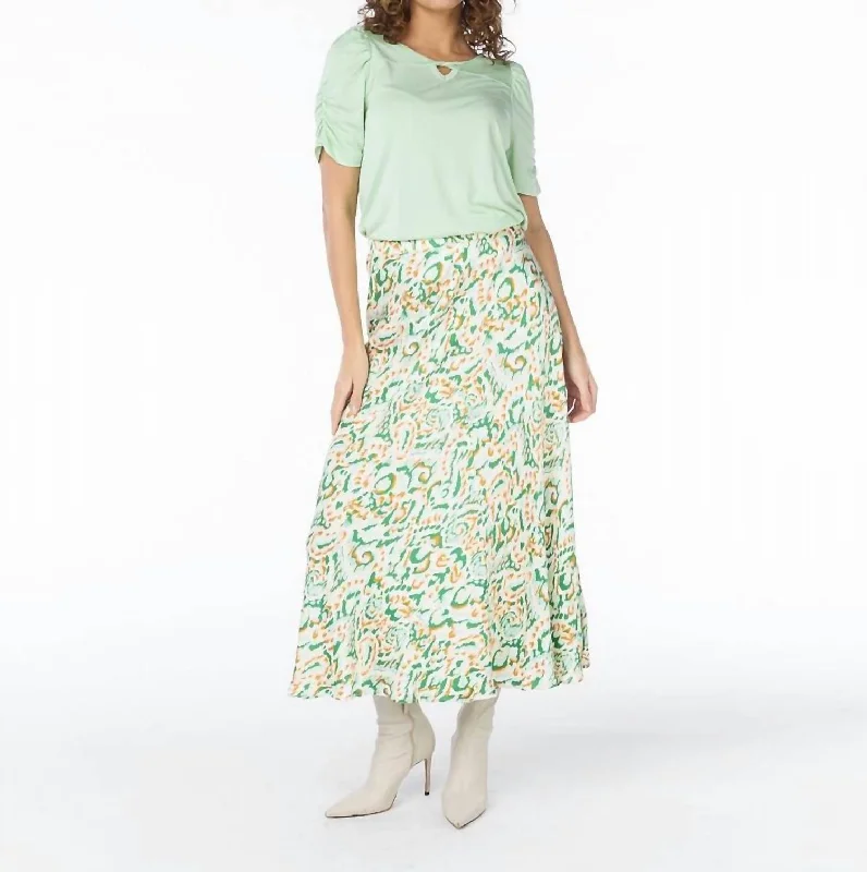New Discounts Just Dropped!New Discounts Just Dropped!Fabulous Approach Maxi Skirt In Multi New Discounts Just Dropped!New Discounts Just Dropped!Fabulous Approach Maxi Skirt In Multi