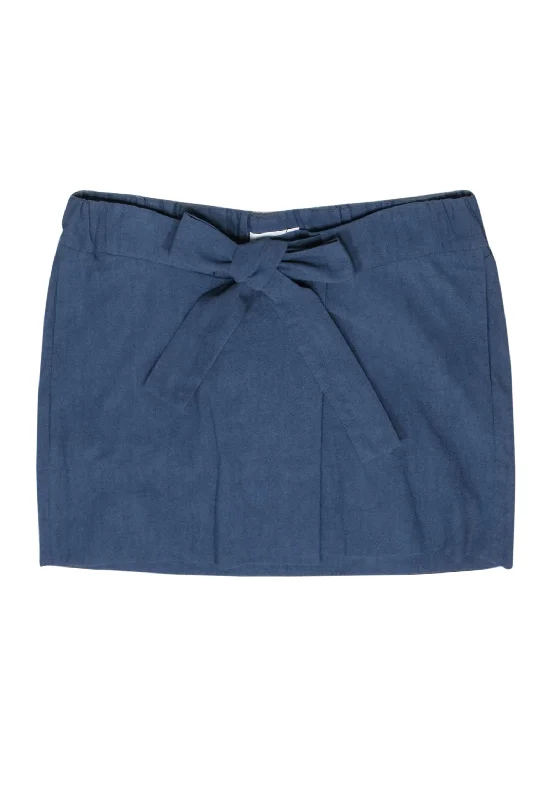 Act Fast – Limited Time Savings!Act Fast – Limited Time Savings!Isabel Marant - Blue Demin Wash Mini Skirt w/ Tie Belt Sz 8 Act Fast – Limited Time Savings!Act Fast – Limited Time Savings!Isabel Marant - Blue Demin Wash Mini Skirt w/ Tie Belt Sz 8