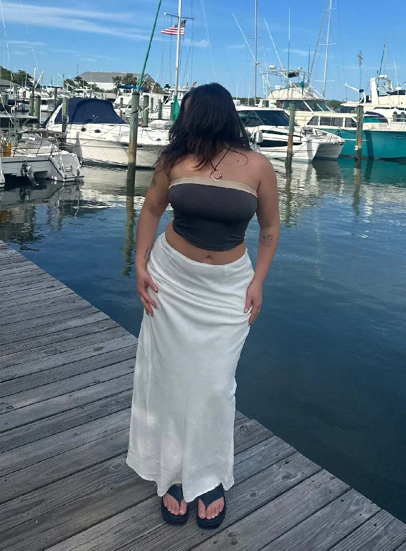 Sale Alert – Get Ready to Shop!Sale Alert – Get Ready to Shop!Jodie Maxi Skirt White Sale Alert – Get Ready to Shop!Sale Alert – Get Ready to Shop!Jodie Maxi Skirt White