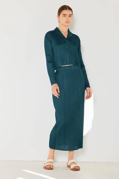 Instant Savings Await!Instant Savings Await!Marina West Swim Pleated Midi Pencil Skirt Instant Savings Await!Instant Savings Await!Marina West Swim Pleated Midi Pencil Skirt