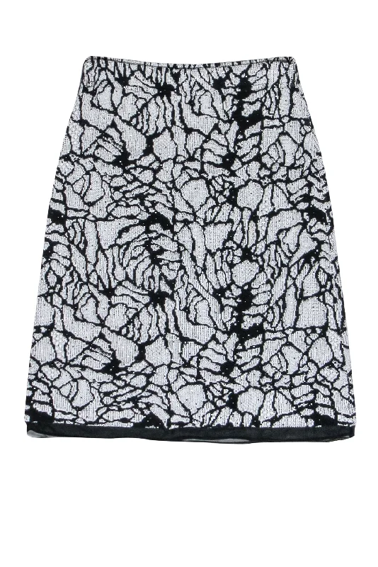 Your Dream Deal is Here!Your Dream Deal is Here!St. John - Black & White Knit A-Line Midi Skirt w/ Rhinestones Sz 6 Your Dream Deal is Here!Your Dream Deal is Here!St. John - Black & White Knit A-Line Midi Skirt w/ Rhinestones Sz 6