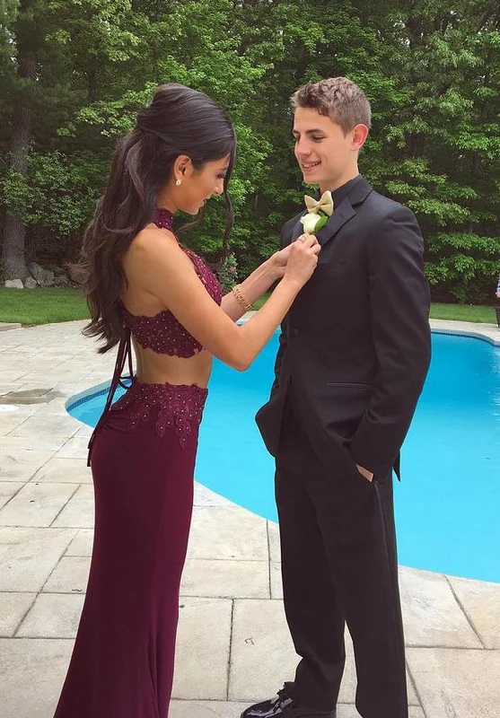 Exclusive Offers You’ll Love!Exclusive Offers You’ll Love!two piece burgundy Long Prom Dresses cg20360 Exclusive Offers You’ll Love!Exclusive Offers You’ll Love!two piece burgundy Long Prom Dresses cg20360