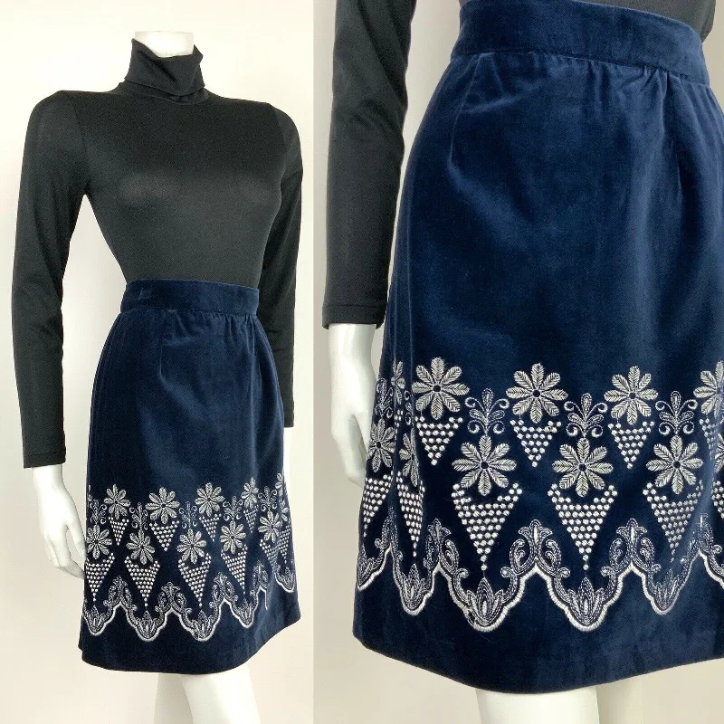 Steals and Deals Await!Steals and Deals Await!VTG 60s 70s MIDNIGHT BLUE WHITE FLORAL EMBROIDERED BOHO MOD VELVET SKIRT 8 10 Steals and Deals Await!Steals and Deals Await!VTG 60s 70s MIDNIGHT BLUE WHITE FLORAL EMBROIDERED BOHO MOD VELVET SKIRT 8 10