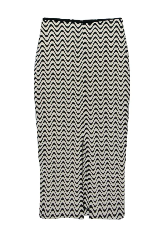 Limited Time Offer!Limited Time Offer!Yigal Azrouel - Black & White Wavy Ribbed Knit Skirt Sz 2 Limited Time Offer!Limited Time Offer!Yigal Azrouel - Black & White Wavy Ribbed Knit Skirt Sz 2