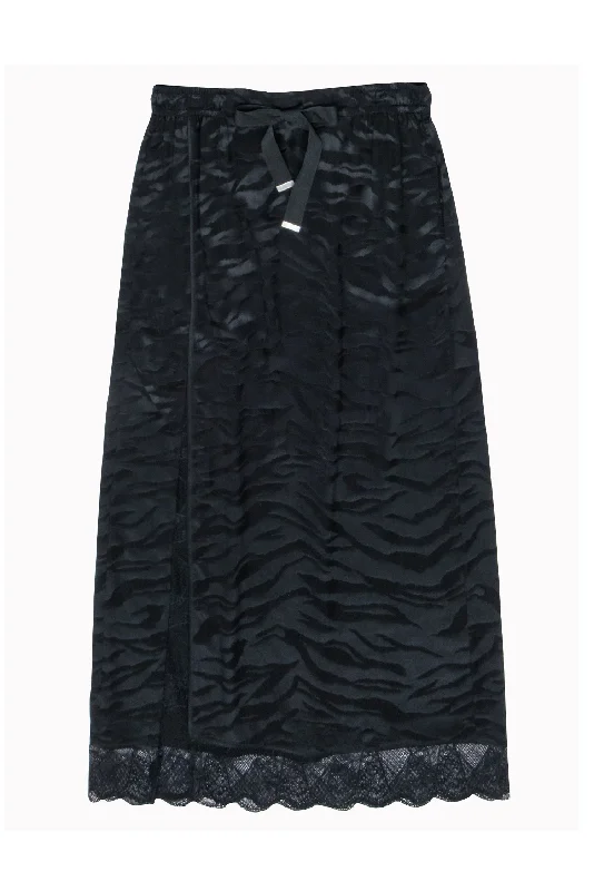 Flash Sale – Act Fast!Flash Sale – Act Fast!Zadig & Voltaire - Black Zebra Print Maxi Skirt Lace Trim Hem Skirt Sz L Flash Sale – Act Fast!Flash Sale – Act Fast!Zadig & Voltaire - Black Zebra Print Maxi Skirt Lace Trim Hem Skirt Sz L