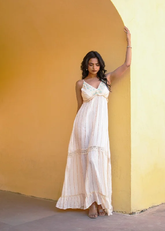 The Best Offers Are Here!The Best Offers Are Here!Kyra Dress White