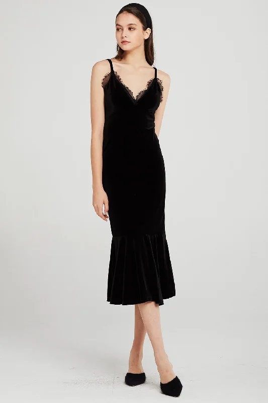 New Discounts Just Dropped!New Discounts Just Dropped!Quinn Lace Trim Velvet Cami Dress New Discounts Just Dropped!New Discounts Just Dropped!Quinn Lace Trim Velvet Cami Dress