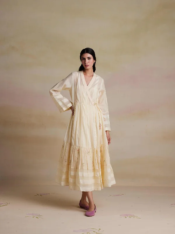 Act Fast – Limited Time Savings!Act Fast – Limited Time Savings!Soul Wanderings Wrap Dress Act Fast – Limited Time Savings!Act Fast – Limited Time Savings!Soul Wanderings Wrap Dress