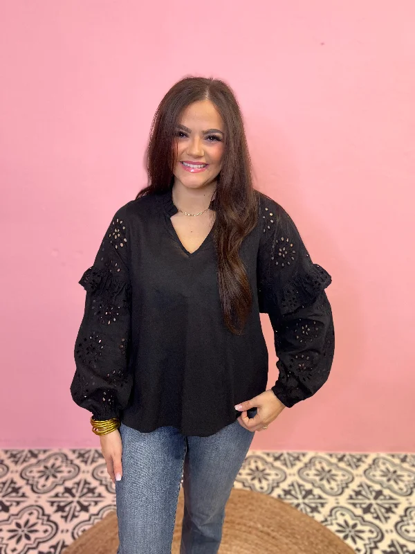 The Best Offers Are Here!The Best Offers Are Here![Mud Pie] Amaya Eyelet Top-Black