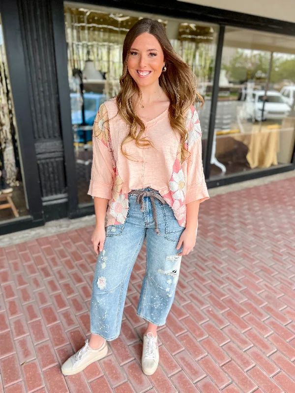 Act Fast – Limited Time Savings!Act Fast – Limited Time Savings![Oli & Hali] Washed Daisy Patch Oversized Top